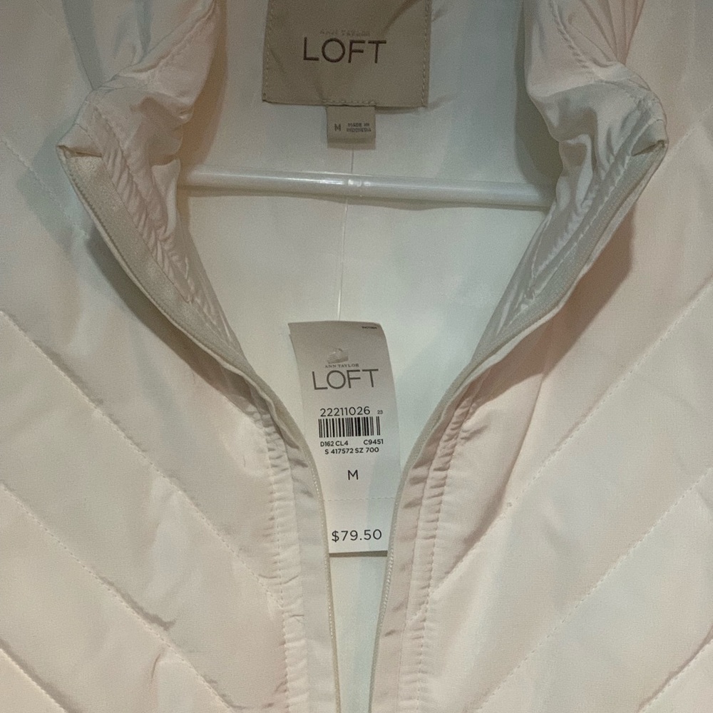 Loft Vest - Picture 2 of 4